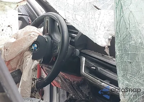 2023 BMW Xm z USA, uszkodzony, nr VIN 5YM23CS03P9S43314